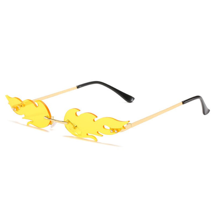 SHAUNA Ins Popular Fire Sunglasses Women Amazing Small Rimless Wave Cat Eye Sunglasses BeachStore 